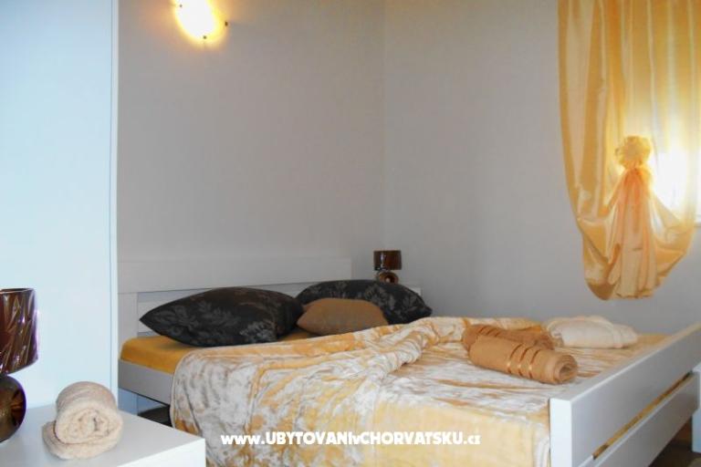 Apartments AS sa bazenom – photo 12