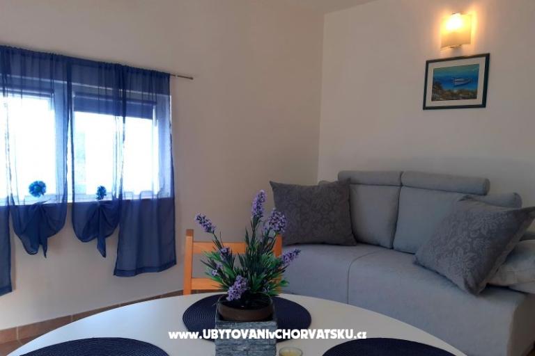 Apartments AS sa bazenom – photo 14