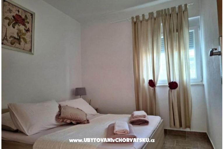 Apartments AS sa bazenom – photo 25