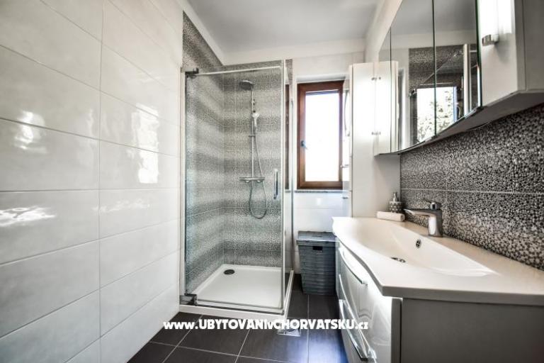 Apartment Ela – photo 6