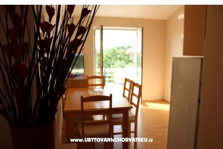 Apartments Mrdelja Vrsi – photo 6