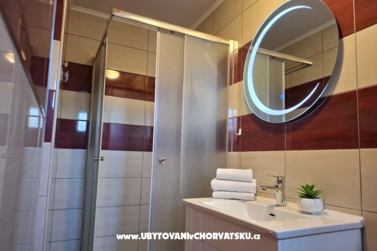 Apartments Tomislav VRSI-NIN – photo 22