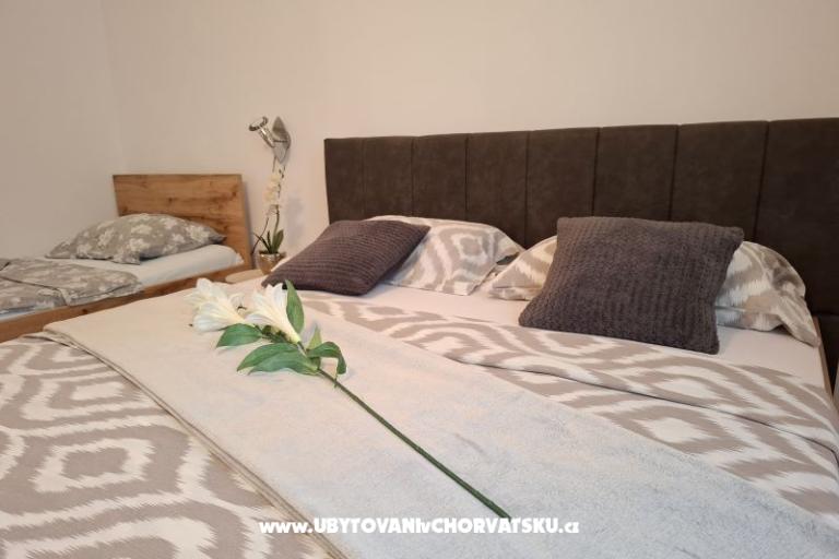 Apartments Tomislav VRSI-NIN – photo 7