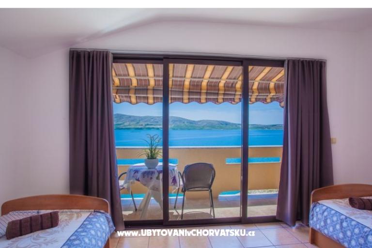 Apartments Komešić – photo 16