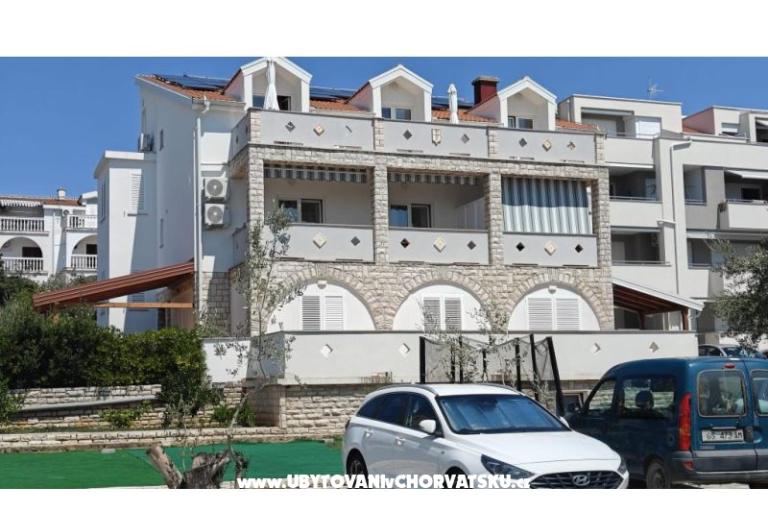 Apartments Milijan – photo 2