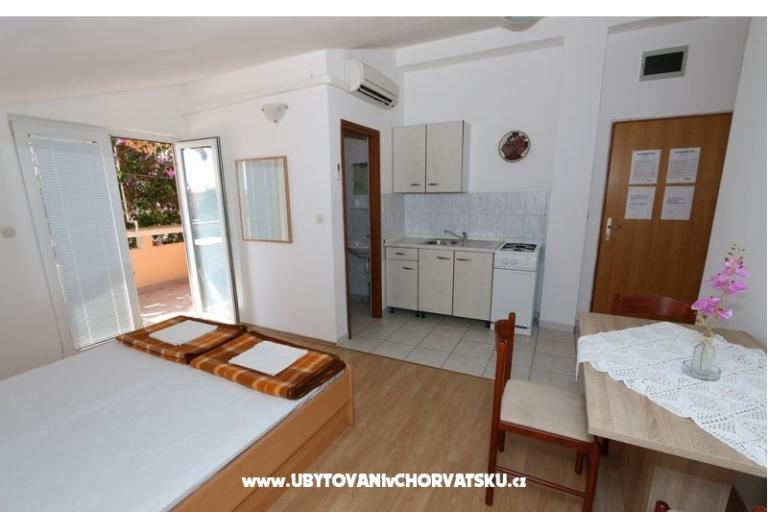 Apartments Iva – photo 12