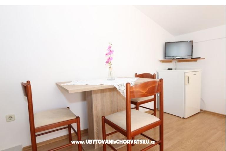 Apartments Iva – photo 13
