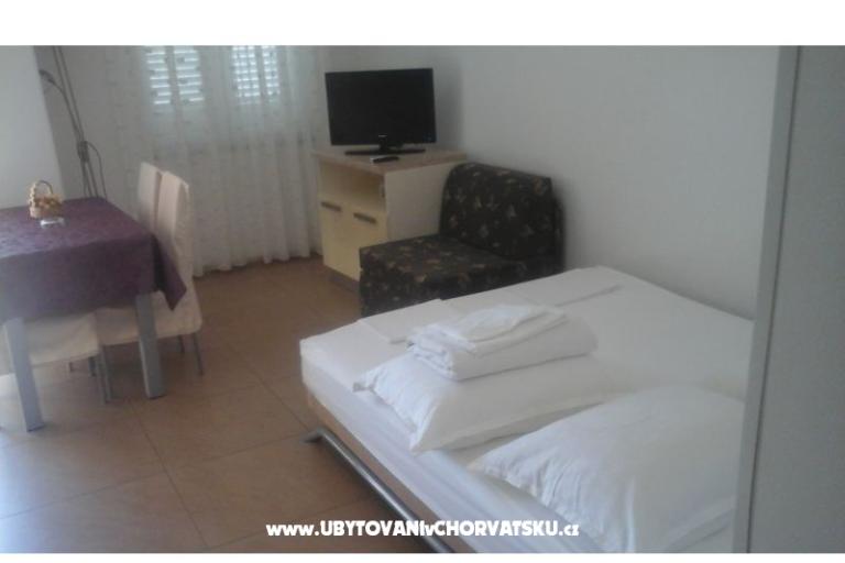 Apartments Jela – photo 9