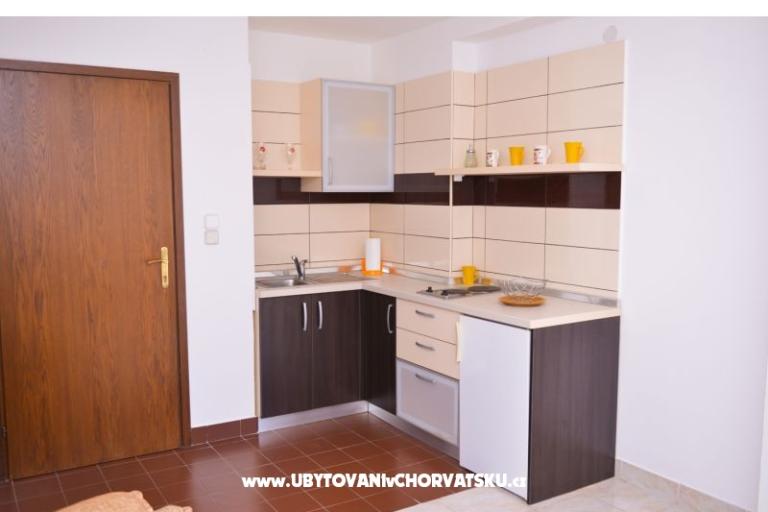 Apartments Milka Novalja – photo 9