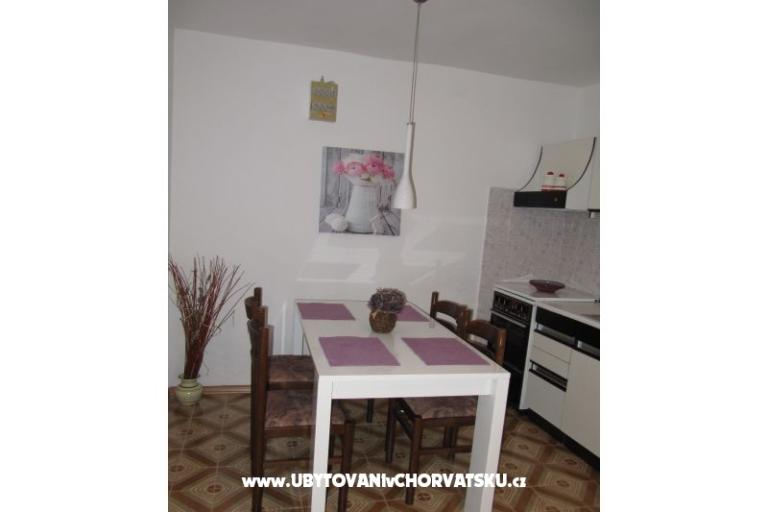 Studio Apartment 2 – photo 3