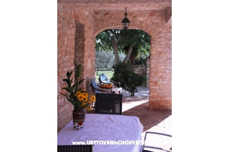Sanja Apartments Novigrad – photo 12