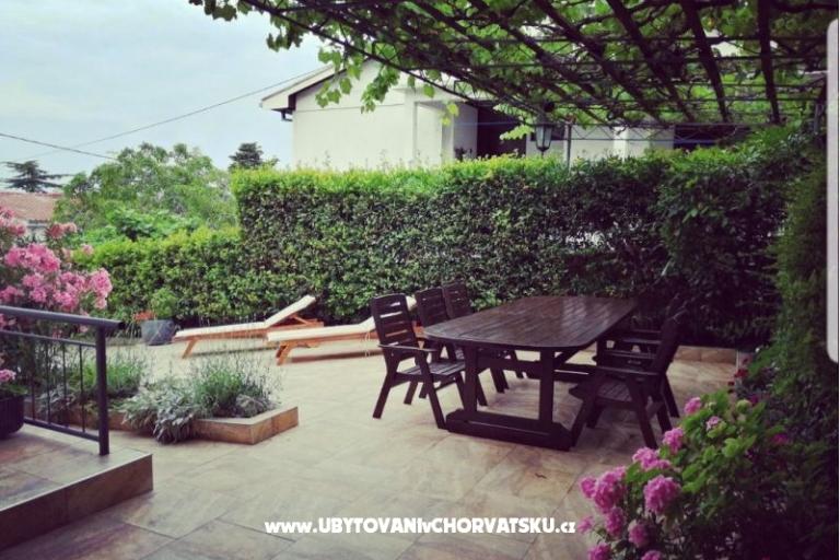 Apartments BUTKOVIĆ DUBRAVKA – photo 3