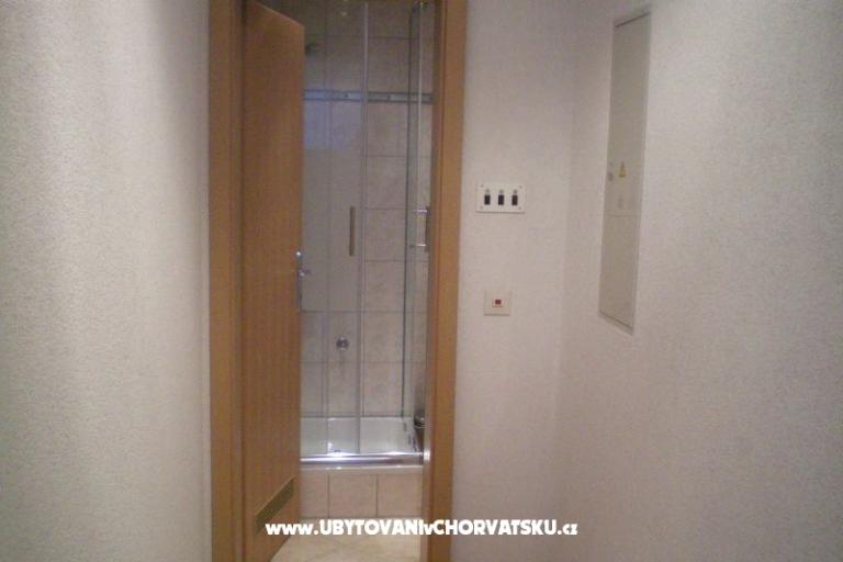 Apartments Jure – photo 12