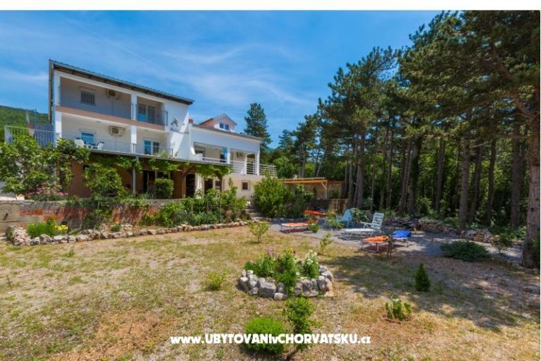 Pine apartment Klenovica – photo 5