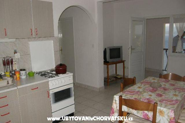 Ana 214 – photo 11