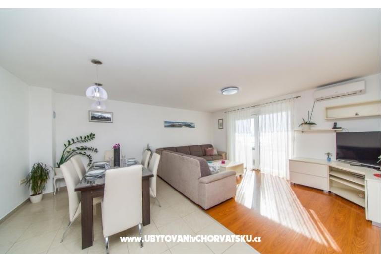 Apartments  LUNI – photo 6
