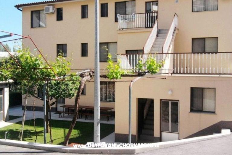 Apartments Danica – photo 2
