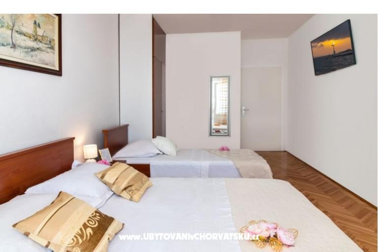 Apartments Diana – photo 18