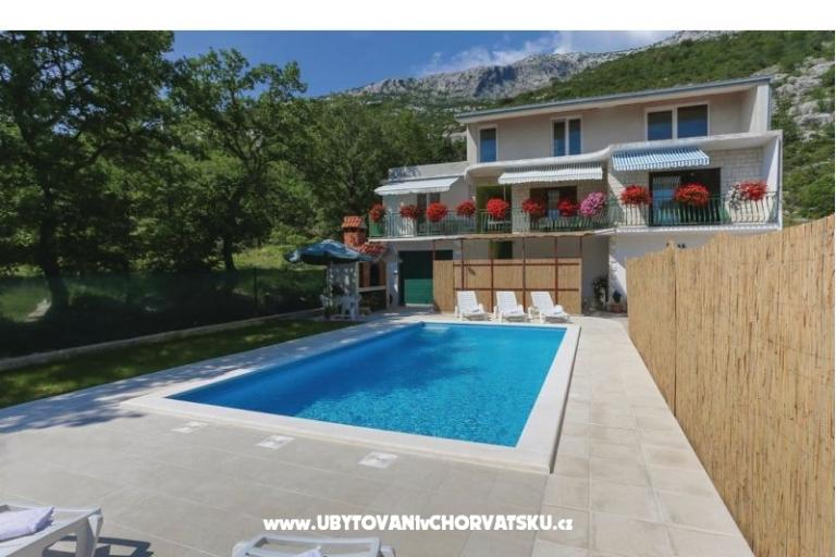 Apartments Bašić – photo 11