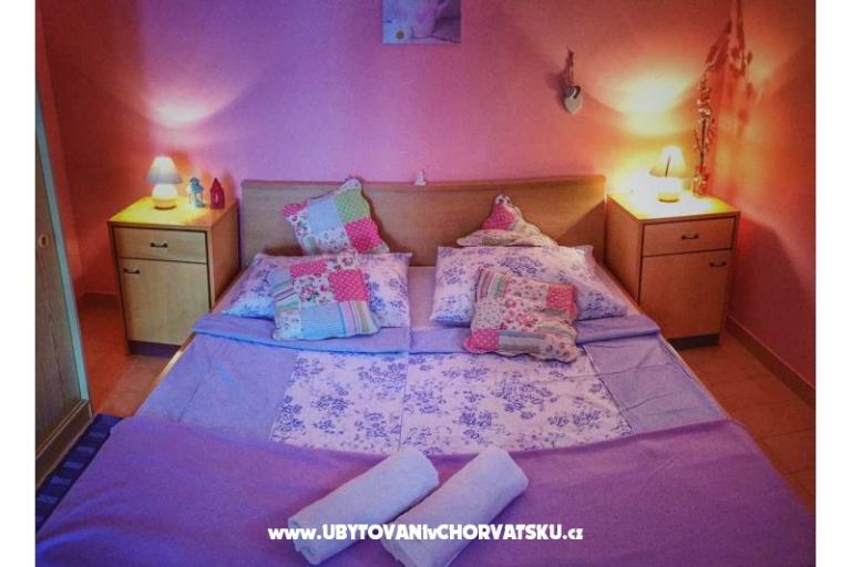 Apartments Marija i Martin (2. kat) – photo 3