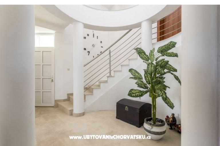 Apartments More Medići – photo 18