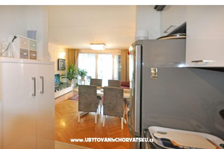 Luxury Family Apartment IRA – photo 18