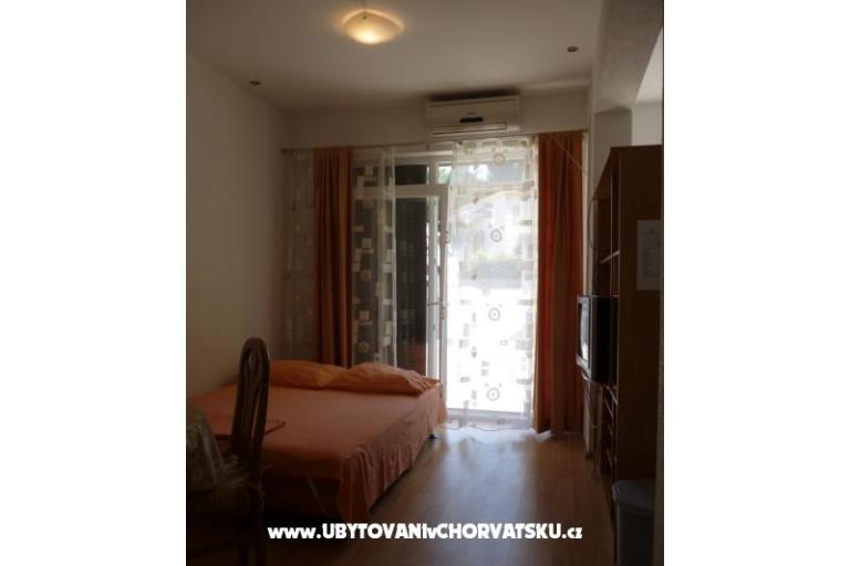 Apartments Šarić – photo 7