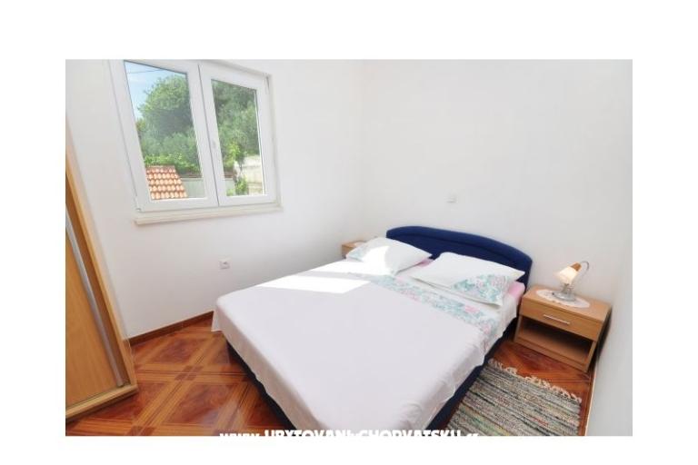 Apartments Tade – photo 11