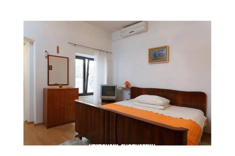 Apartments Stari Grad /Omiš center/ – photo 7