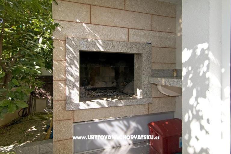 Dizma Wellness Apartments – photo 14
