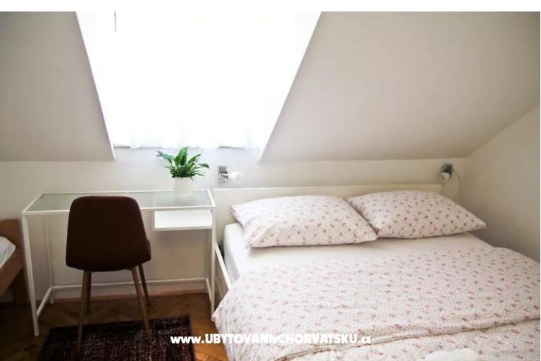 Main Square Apartment – photo 17