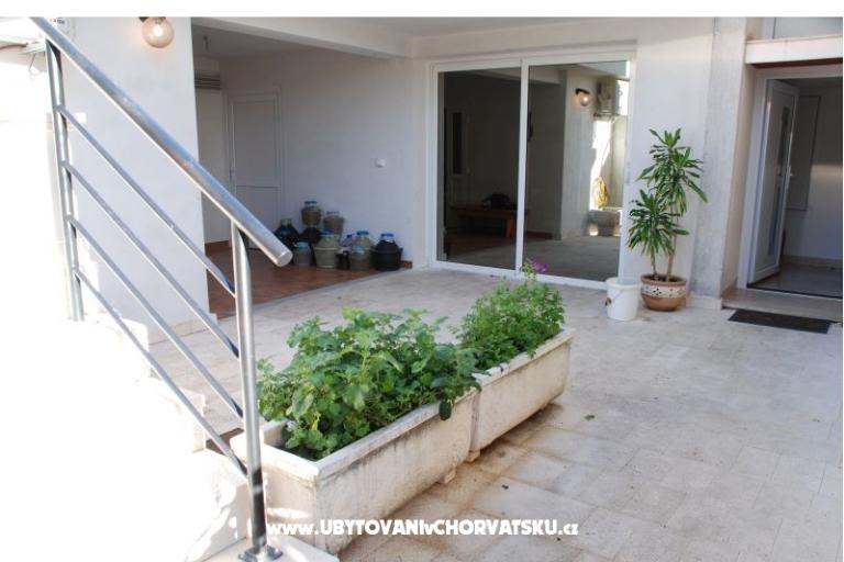 Villa Aga Apartments – photo 16