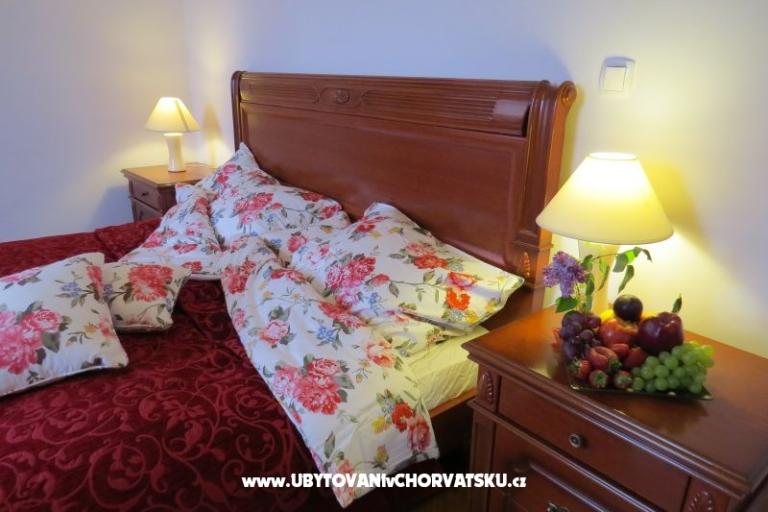 Apartment Kamelija – photo 12