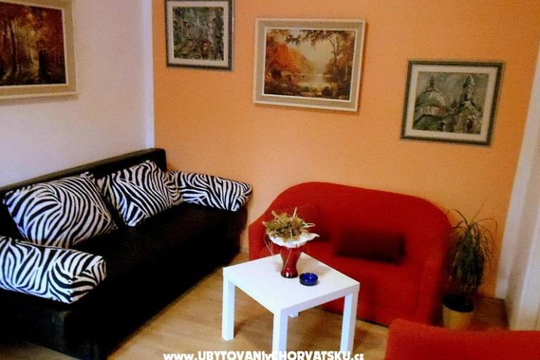 Apartments Kestenovi dvori – photo 8