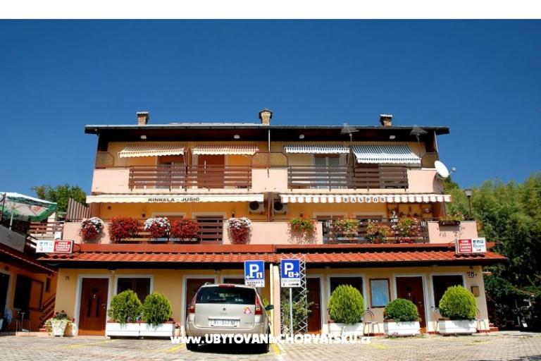 Apartments & rooms  Raspor – photo 3