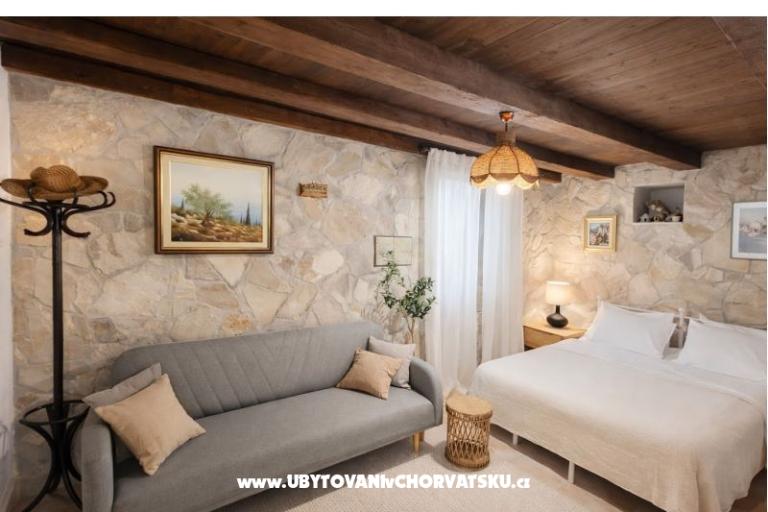 House  Mokalo – photo 8