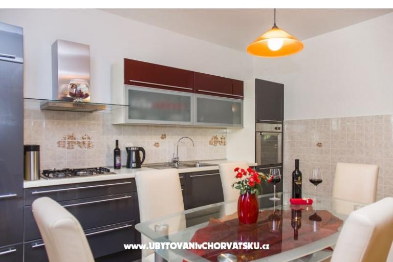 Villa Mirela – photo 8