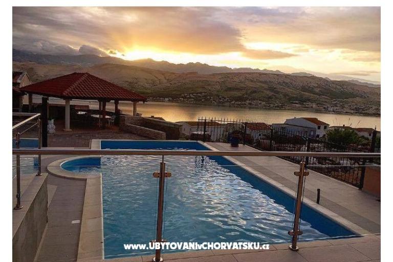 Apartments Ita s bazenom – photo 8