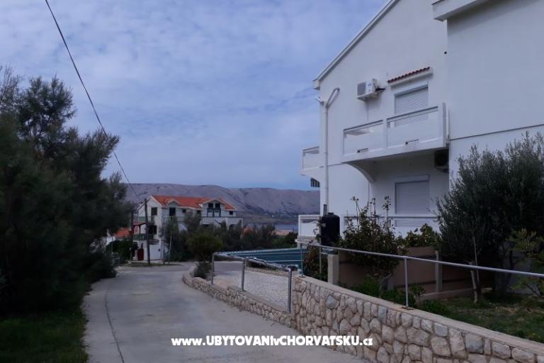 Apartments Tončica-H Pag – photo 9