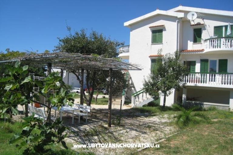 Apartments Batana – photo 7