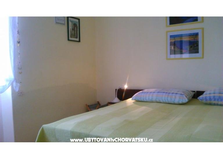 Renovated old house near sea in Pag – photo 13