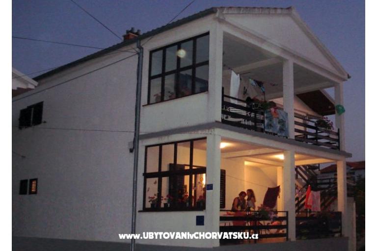 Apartments vesela – photo 2