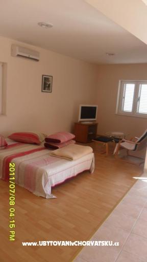 Apartment Damira – photo 12