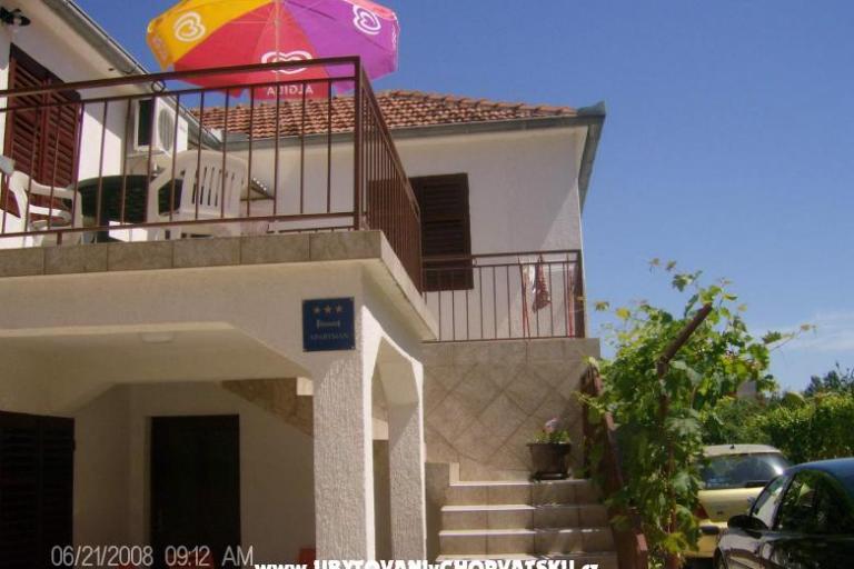 Apartments Dokoza – photo 2