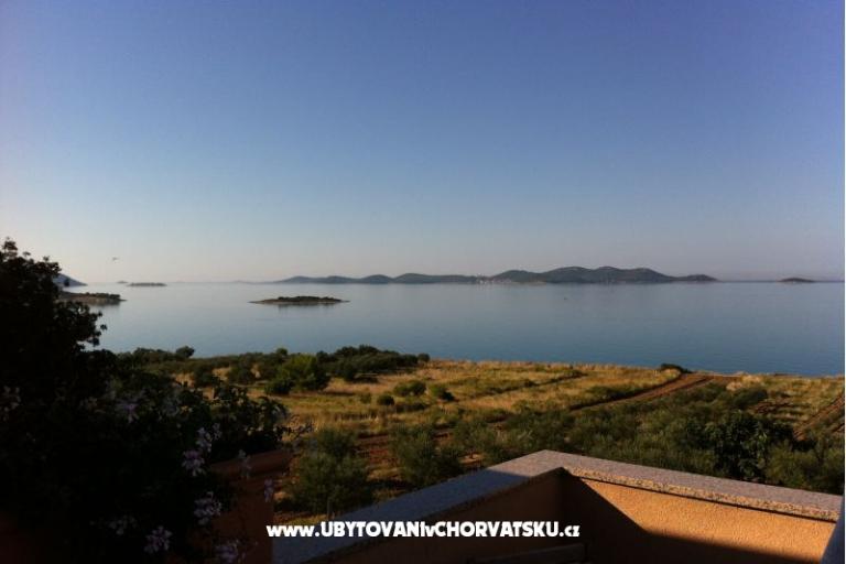 Apartments Ivan i Zeljka Pakostane – photo 17