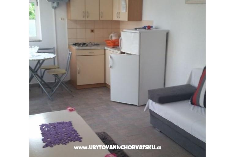 Apartments Lara – photo 18