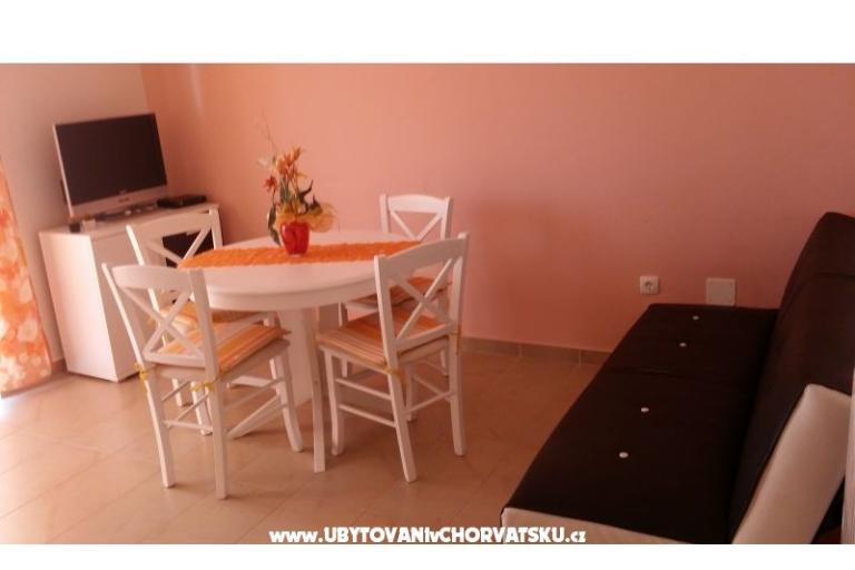 Apartments &amp; Rooms BRANCIN – photo 12