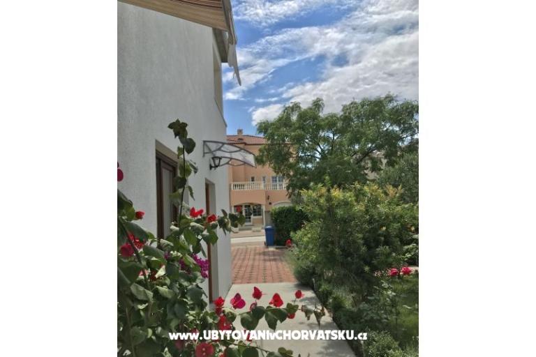 Apartments Tina Pakoštane – photo 7