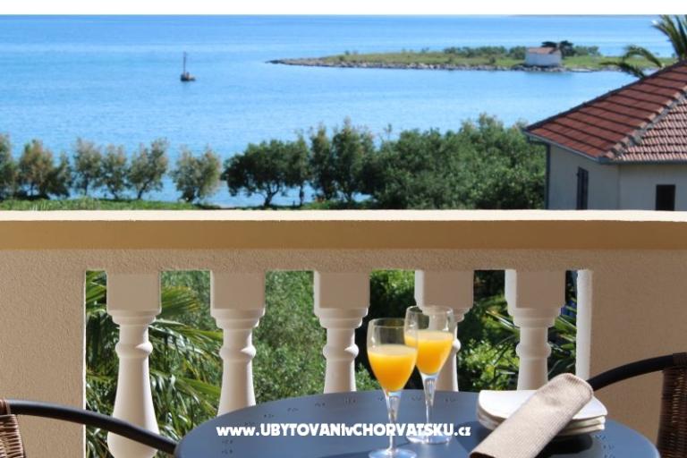 Apartments Luka Pakoštane – photo 4