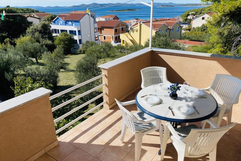 Seaview House – photo 3